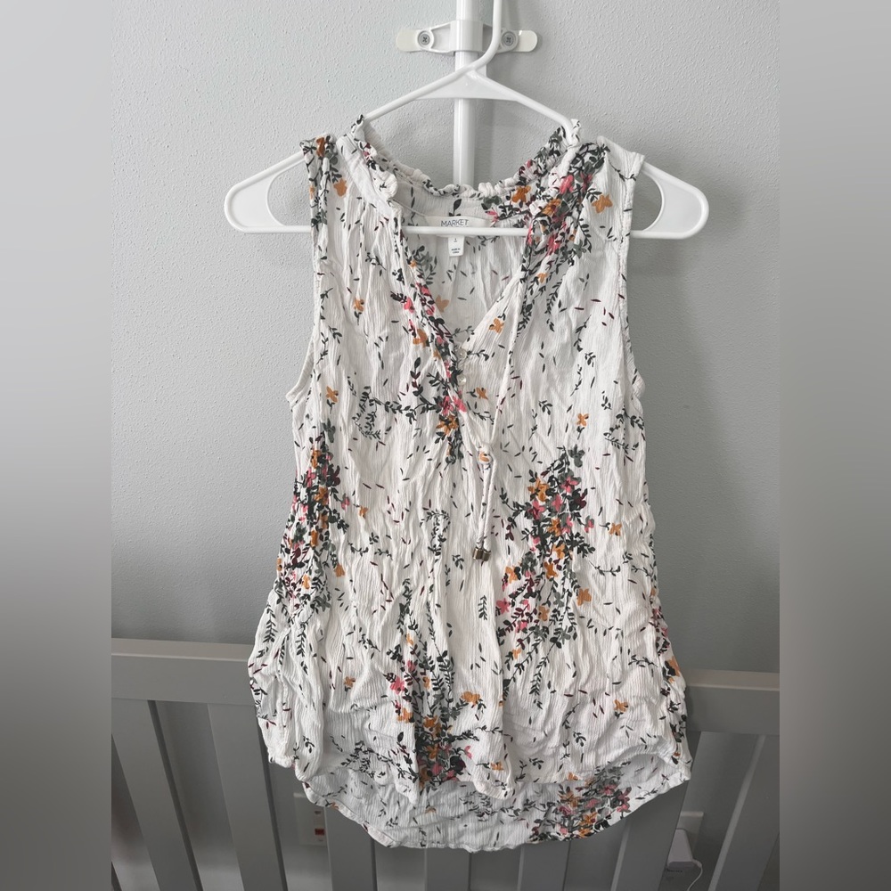Market and Spruce tank top
